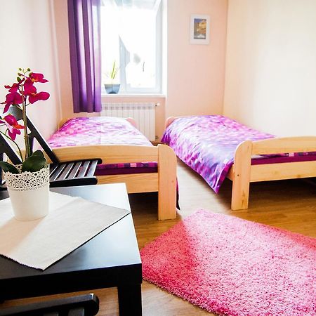 ביילסקו-ביאלה Sleep Time Hostel חדר תמונה